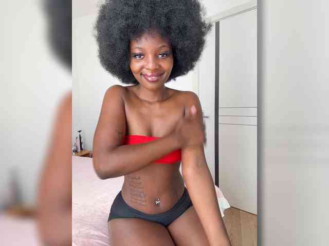 Luxvee webcam