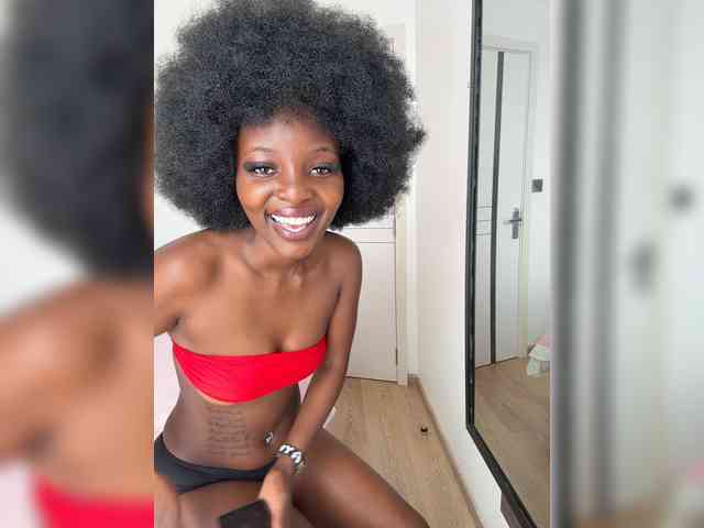 Luxvee webcam