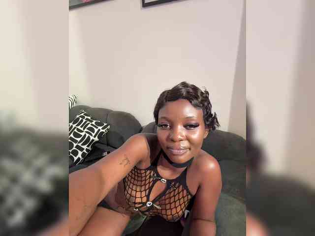 Luxvee webcam