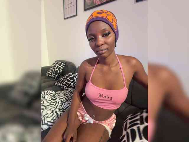 Luxvee webcam