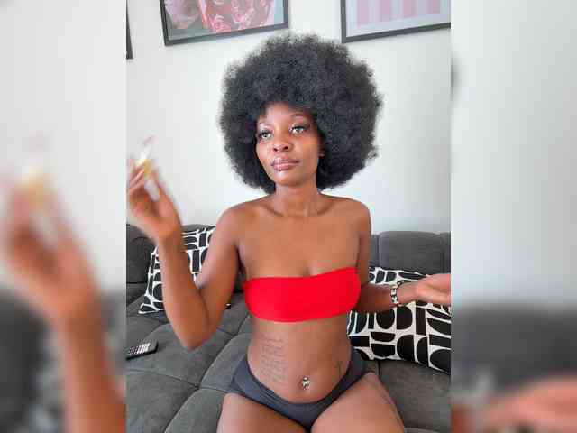 Luxvee webcam