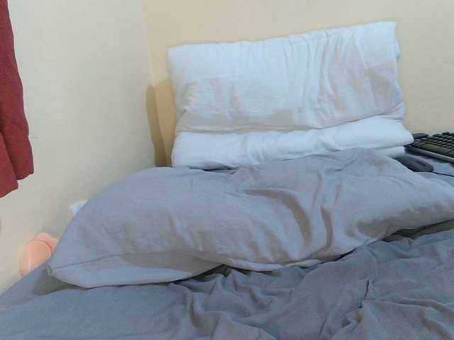 Velvetvixen-1 live cam on BongaCams