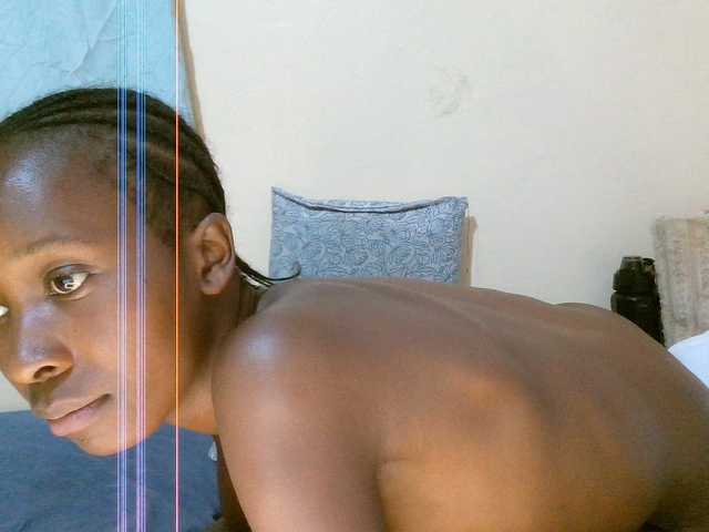 Velvetvixen-1 live cam on BongaCams