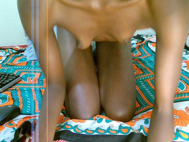 Velvetvixen-1 live cam on BongaCams