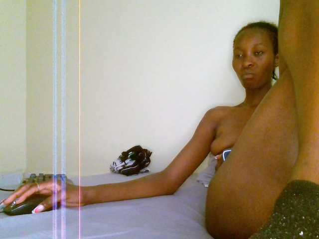 Velvetvixen-1 live cam on BongaCams