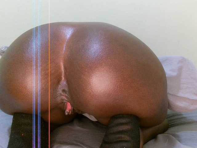 Velvetvixen-1 live cam on BongaCams