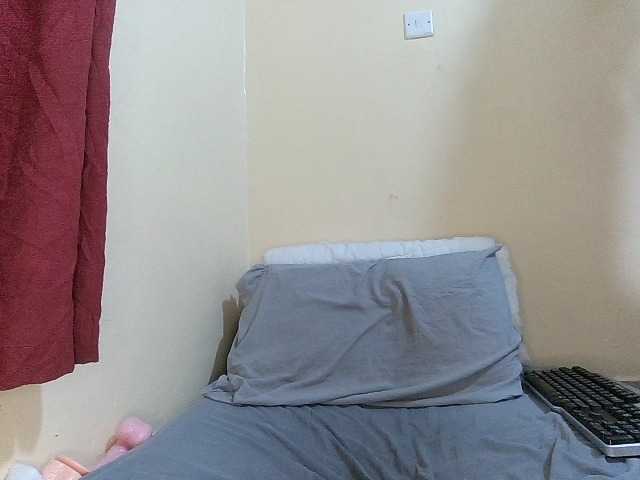 Velvetvixen-1 live cam on BongaCams