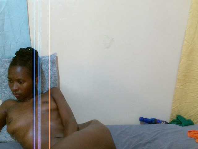Velvetvixen-1 live cam on BongaCams