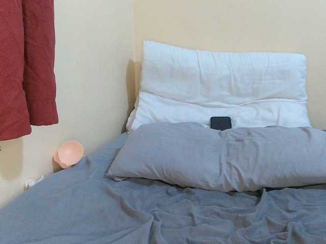 Velvetvixen-1 live cam on BongaCams