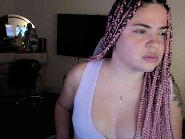 MelanieSaunders webcam