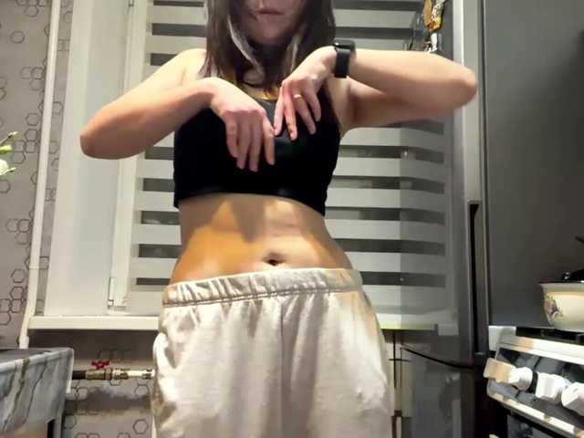 CrystaTakenaka live cam on BongaCams