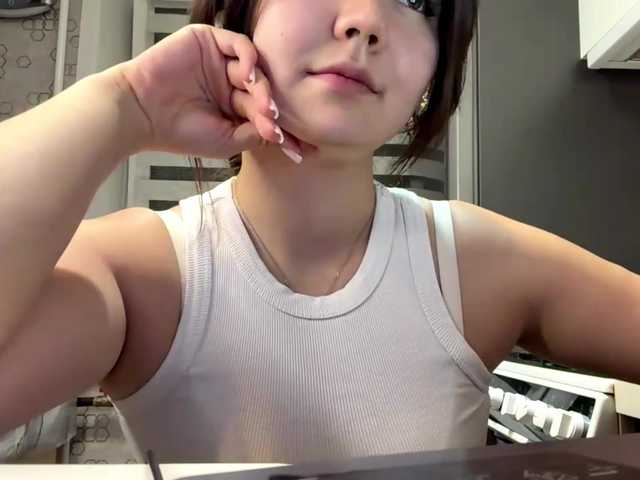 CrystaTakenaka live cam on BongaCams