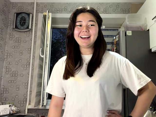 CrystaTakenaka live cam on BongaCams