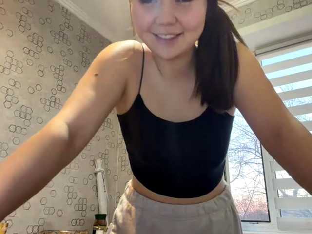 CrystaTakenaka live cam on BongaCams