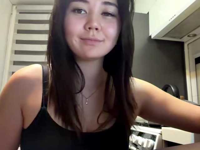 CrystaTakenaka live cam on BongaCams