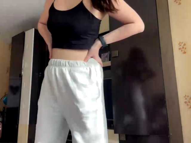 CrystaTakenaka live cam on BongaCams
