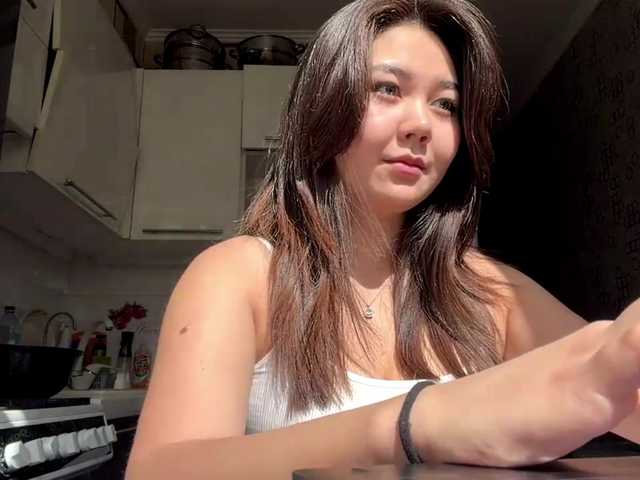 CrystaTakenaka live cam on BongaCams