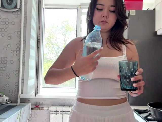CrystaTakenaka live cam on BongaCams