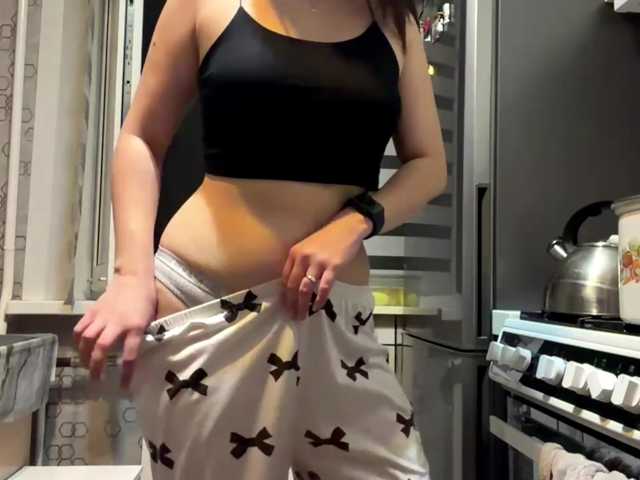 CrystaTakenaka live cam on BongaCams