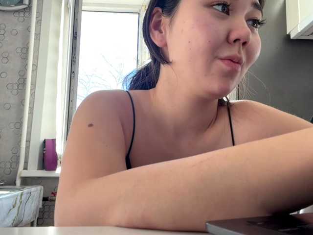 CrystaTakenaka live cam on BongaCams