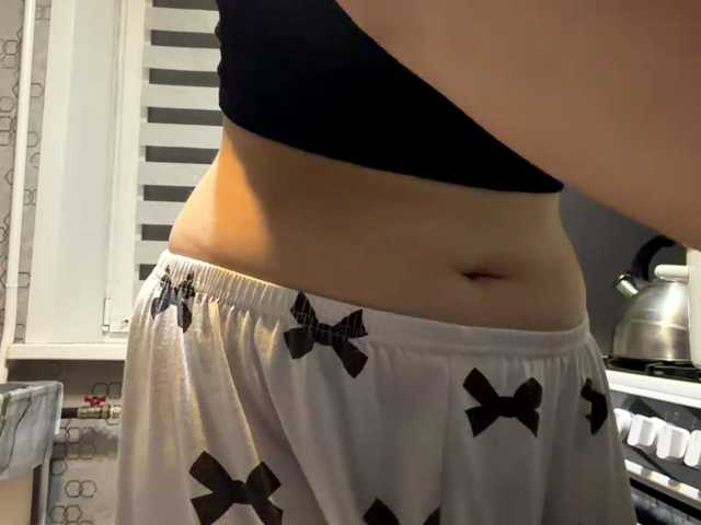 CrystaTakenaka live cam on BongaCams