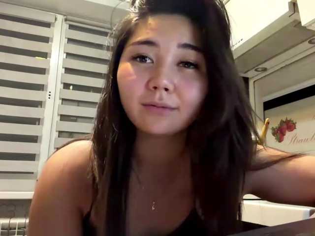 CrystaTakenaka live cam on BongaCams