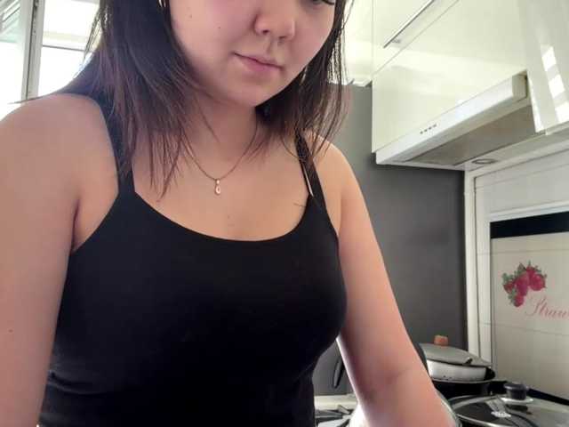 CrystaTakenaka live cam on BongaCams