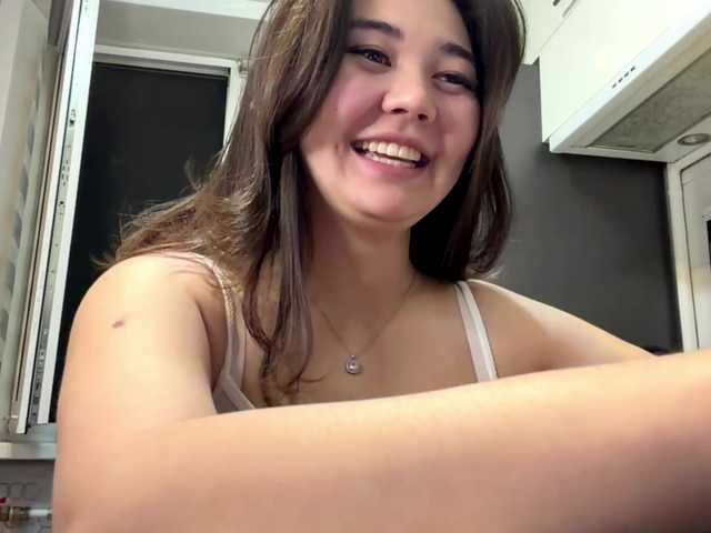 CrystaTakenaka live cam on BongaCams