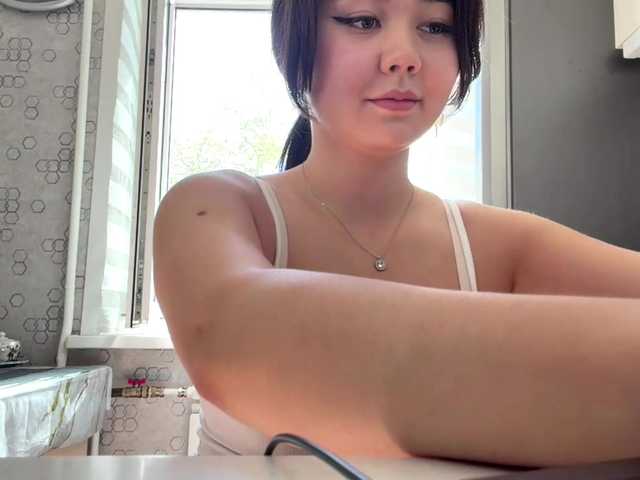 CrystaTakenaka live cam on BongaCams