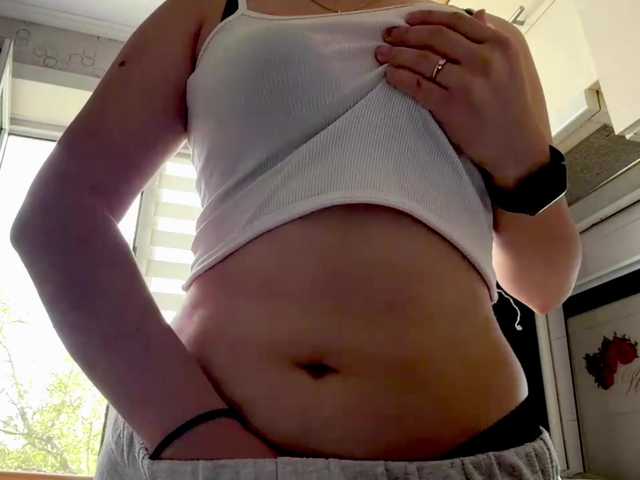 CrystaTakenaka live cam on BongaCams