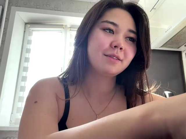 CrystaTakenaka live cam on BongaCams