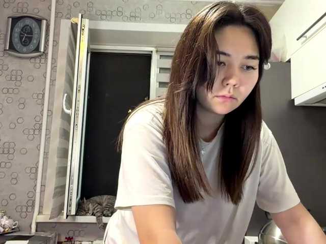 CrystaTakenaka live cam on BongaCams