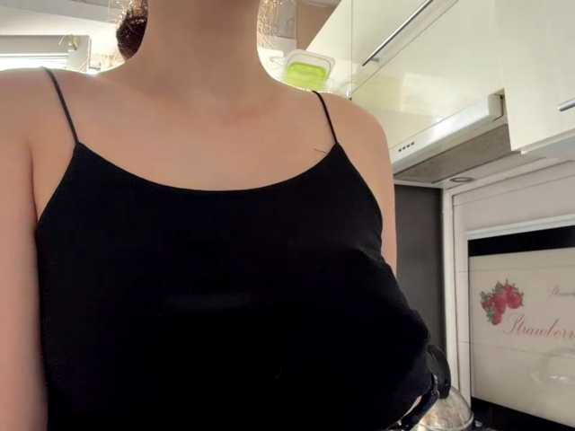 CrystaTakenaka live cam on BongaCams