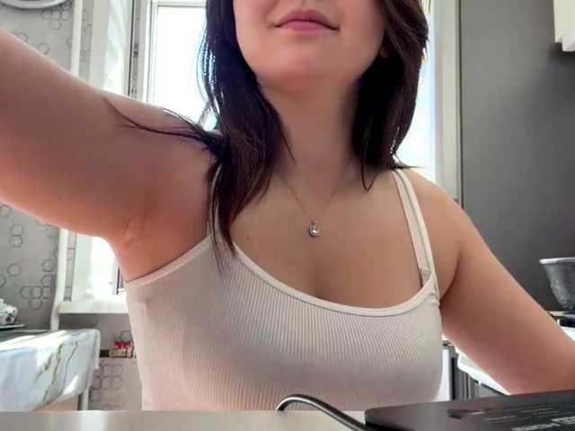 CrystaTakenaka live cam on BongaCams