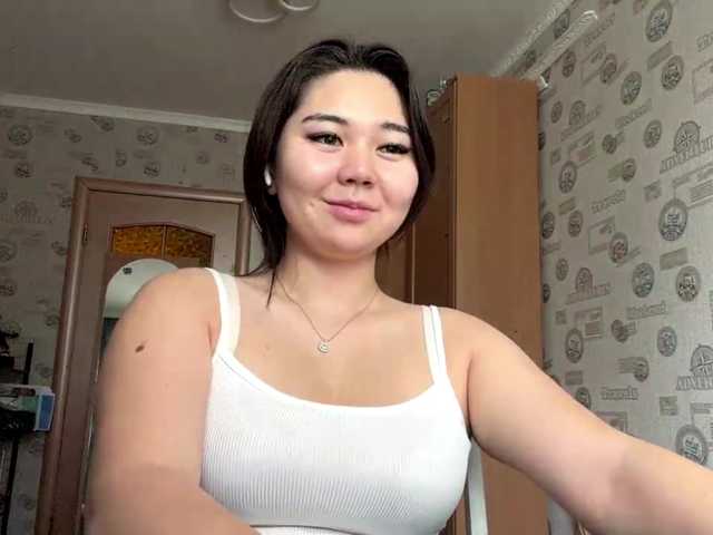CrystaTakenaka live cam on BongaCams
