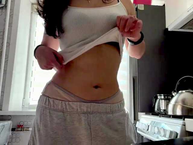 CrystaTakenaka live cam on BongaCams