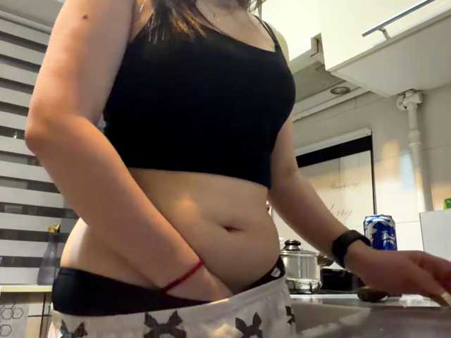 CrystaTakenaka live cam on BongaCams