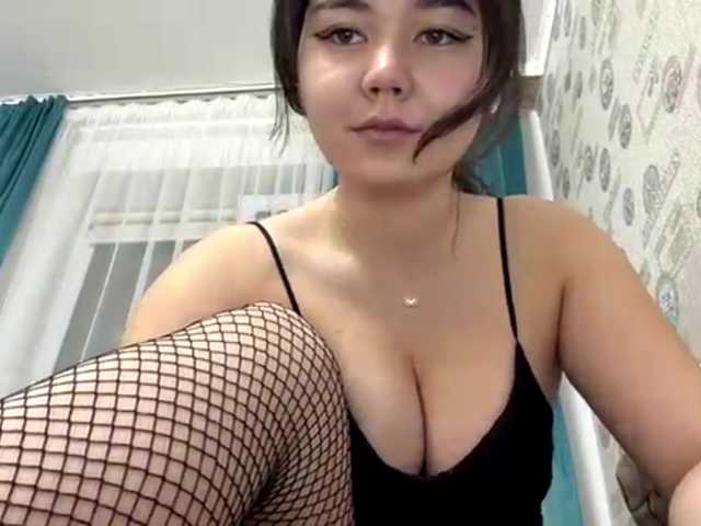 CrystaTakenaka live cam on BongaCams