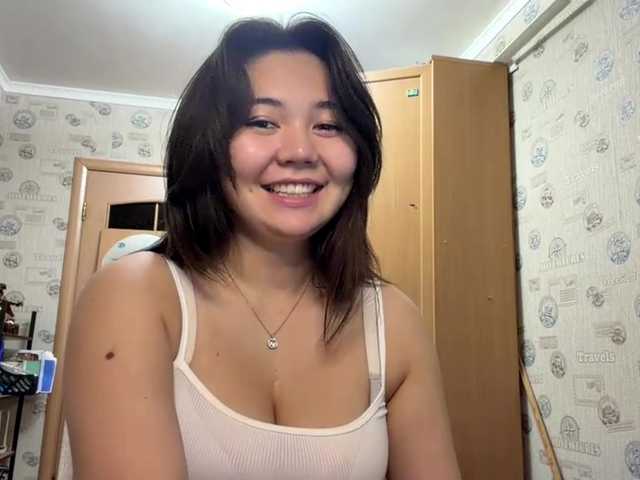 CrystaTakenaka live cam on BongaCams