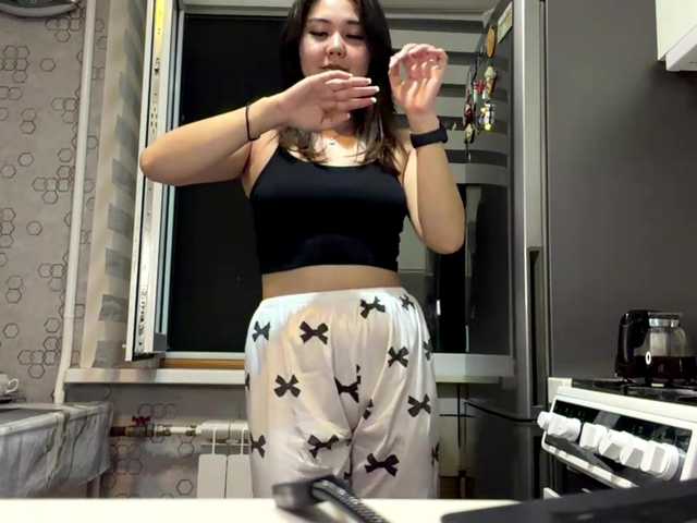CrystaTakenaka live cam on BongaCams