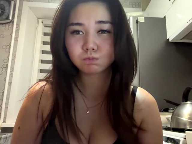 CrystaTakenaka live cam on BongaCams