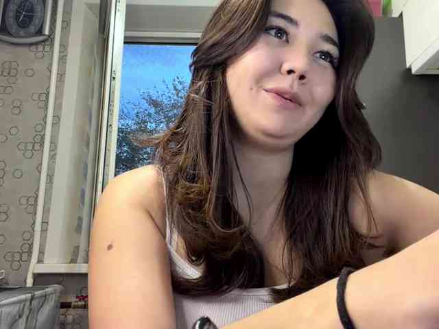 CrystaTakenaka Live Webcam on BongaCams