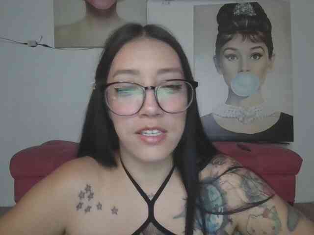SaritaV webcam