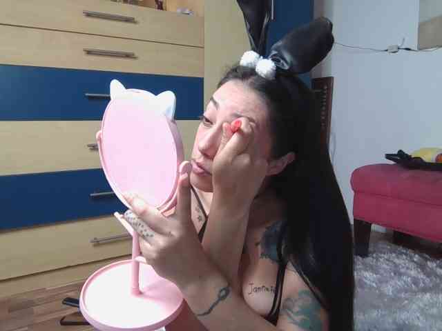 SaritaV webcam