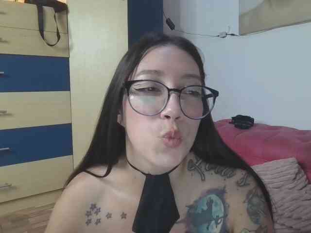 SaritaV webcam