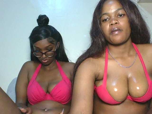 melaniablue live cam