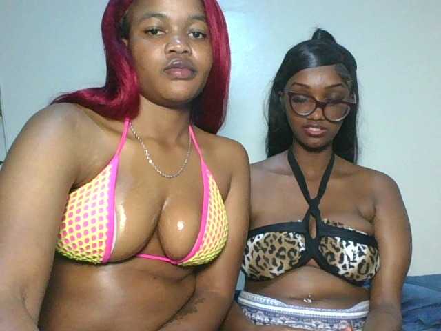 melaniablue live cam on BongaCams