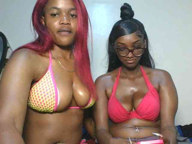 melaniablue webcam