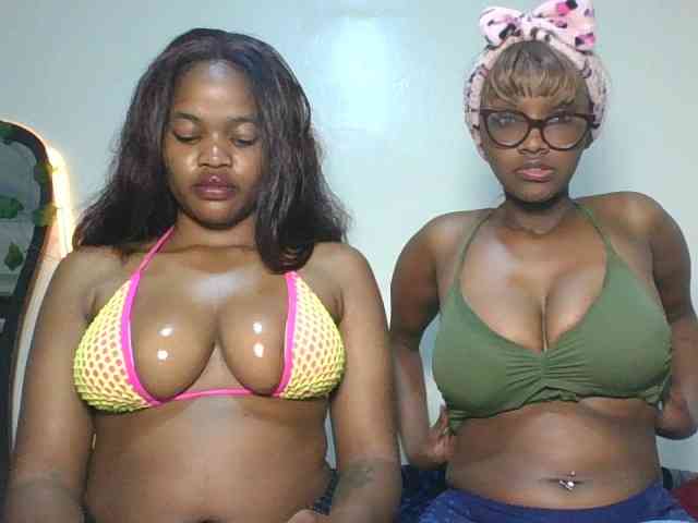 melaniablue webcam