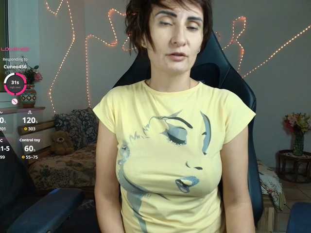 Balsamirovshitsa live cam on BongaCams